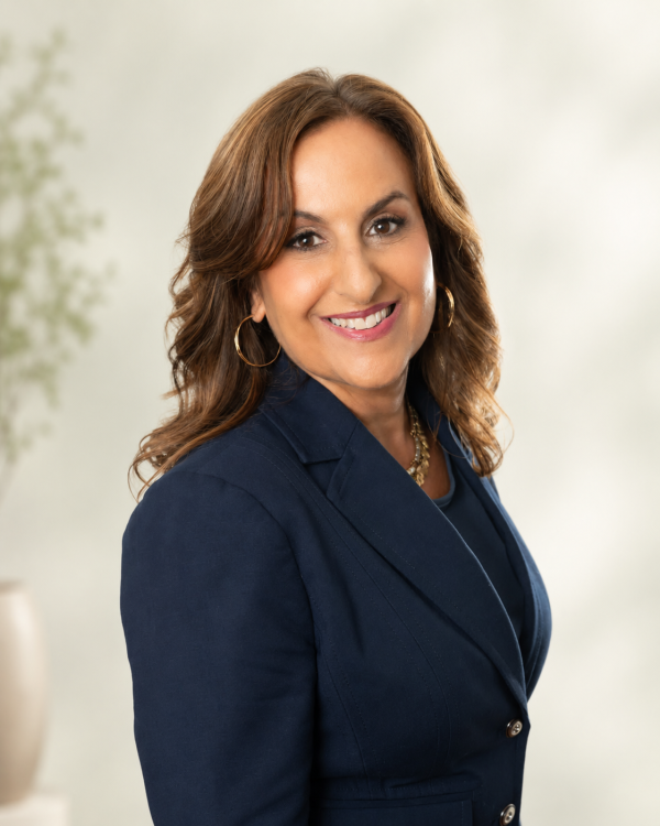 Andrea Lopes, MSW, CWP