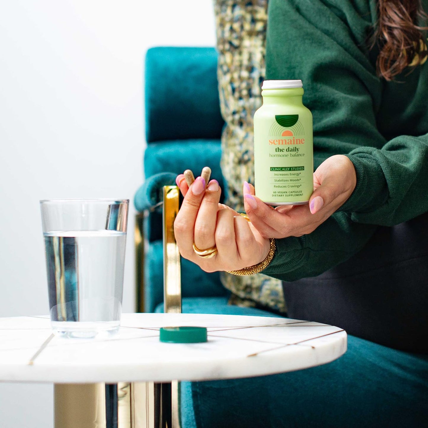 Semaine Daily Hormone Balance – Clearer Skin, Enhanced Moods, Deeper Sleep & Happier Hormones. Hormone-Free, Vegan Capsule, Multi-Symptom Support (60 ct)